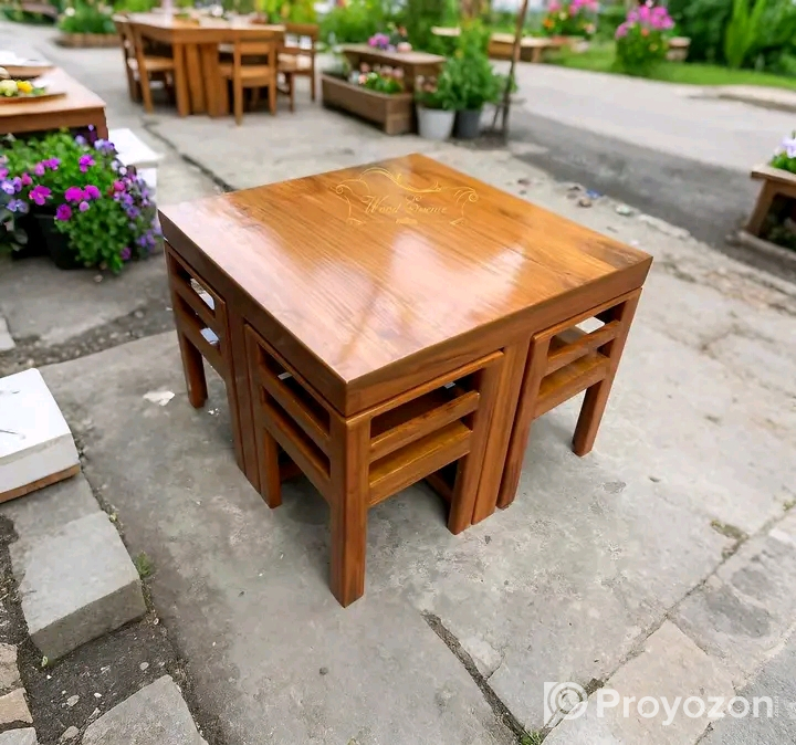 মিনিমালিস্ট ডাইনিং সেট. বিক্রয় করা হবে