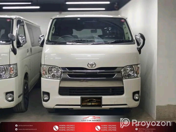 TOYOTA HIACE SUPER GL 2019