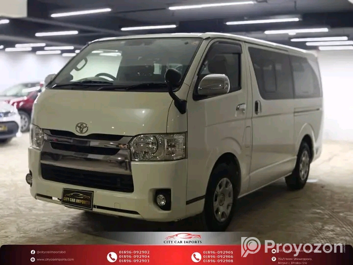 TOYOTA HIACE SUPER GL 2019