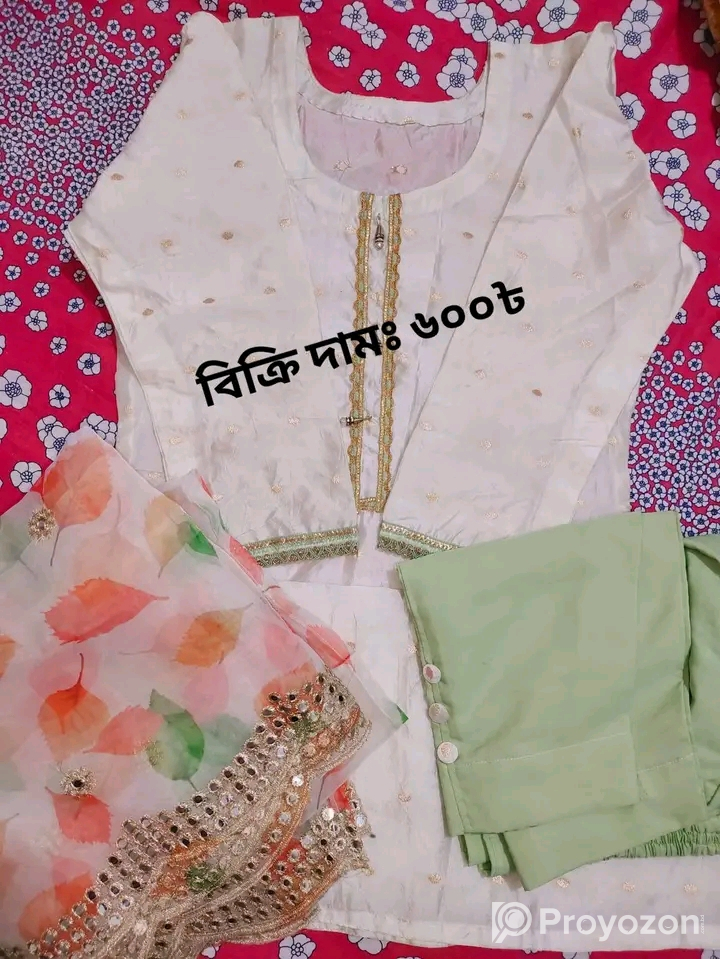 থ্রি পিজ বিক্রি হবে একবার ব্যবহার করা