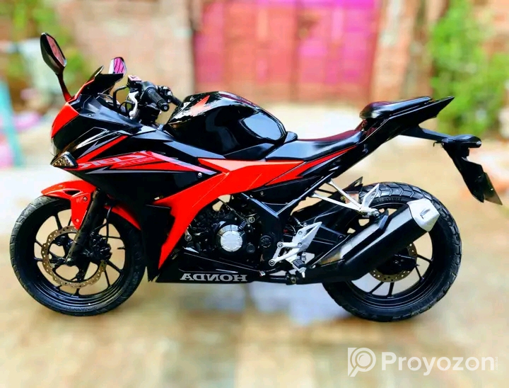 Honda CBR 150’Cc Model 2018 for sell