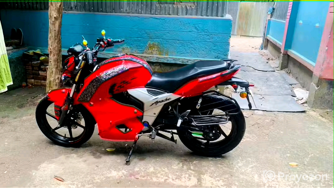 Apache rtr 4 v for sell