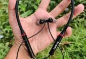 Lenovo HE05x Sports Magnetic Wireless Earphones . For sell
