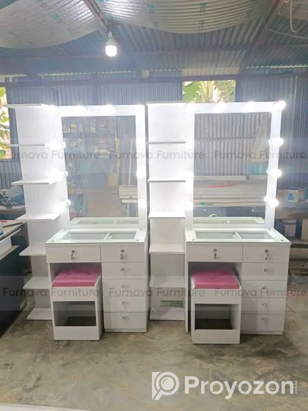 ভ্যানিটি লাইটিং ড্রেসিং টেবিল কালেকশন . বিক্রি করা হবে