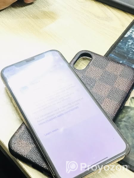 iphone Xs. for sell