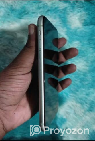 iPhone 11 8/265GB