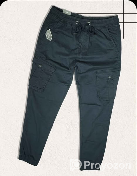 Trendy Cargo Pants . For sell
