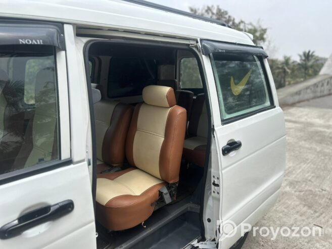 সব কিছুতেই বেস্ট পারফর্ম করবে Toyota KR42 Noah