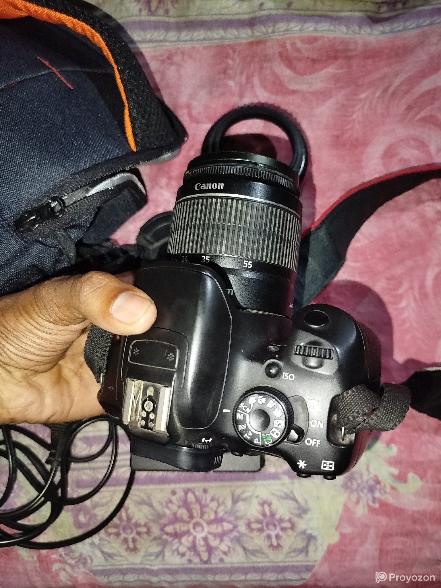 একটি ক্যানন ৭০০ডি ক্যামেরা বিক্রি করা হবে