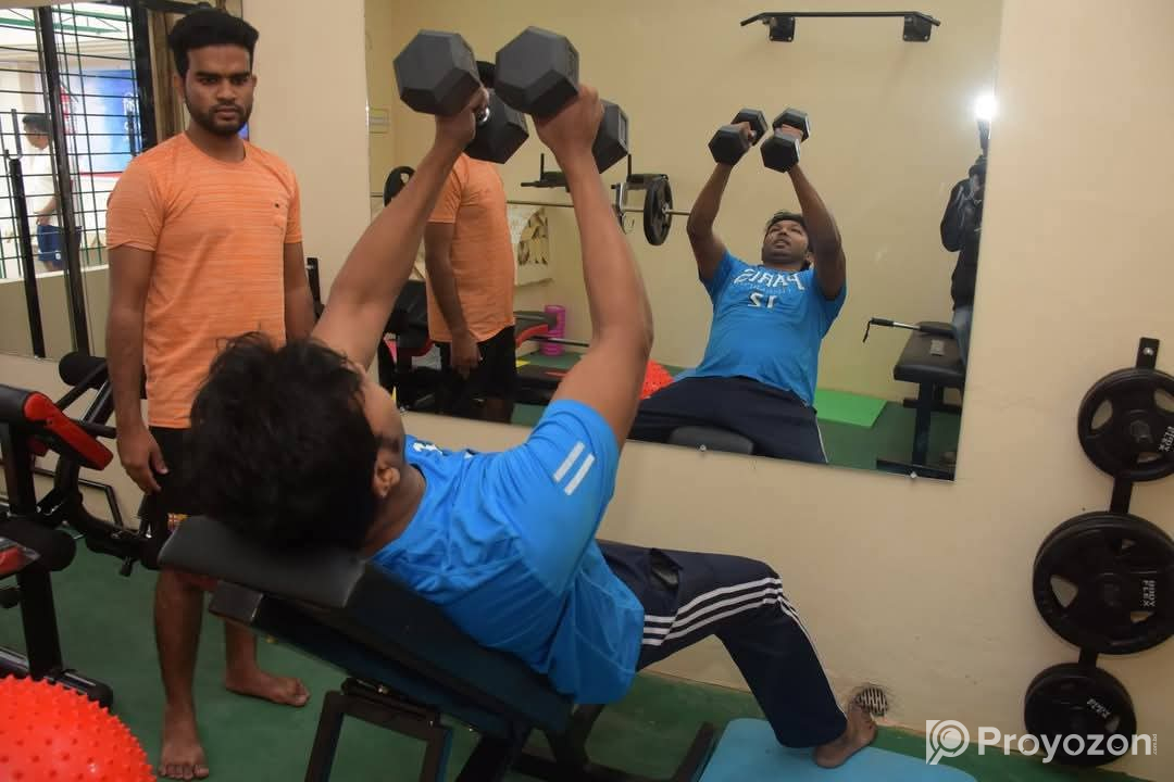 লাবনী ভিলা ছাত্রাবাসে  ২সিট ও ৩সিট রুম ফাঁকা আছে