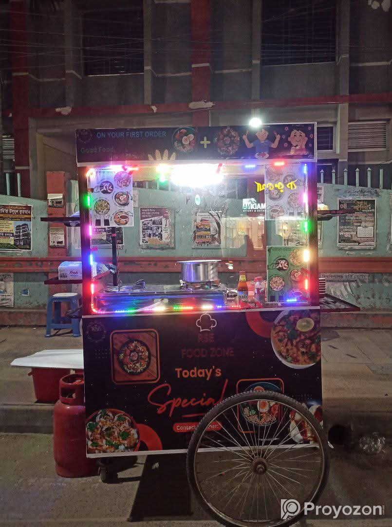ফুড কার্ট গাড়িটি সকল মালামাল সহ বিক্রয় করা হবে