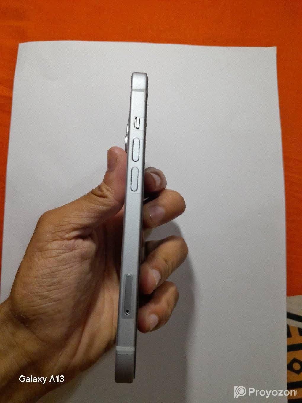 iphone 15(White Colour) sell hobe