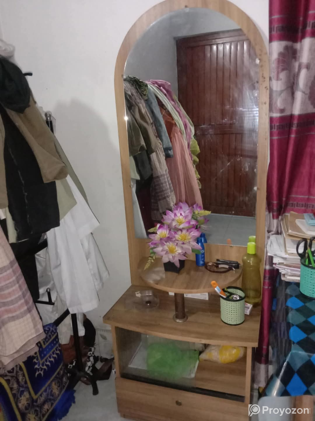 খাট তেবিল চেয়ার বিক্রি করা হবে