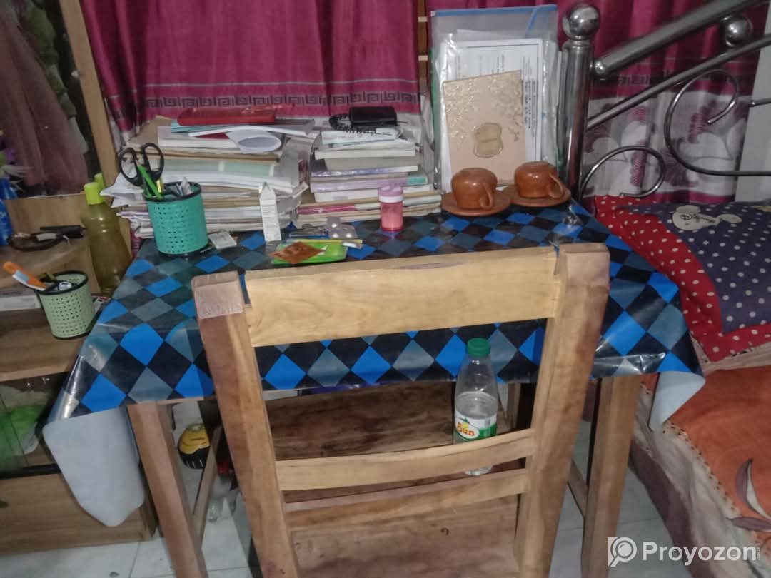 খাট তেবিল চেয়ার বিক্রি করা হবে