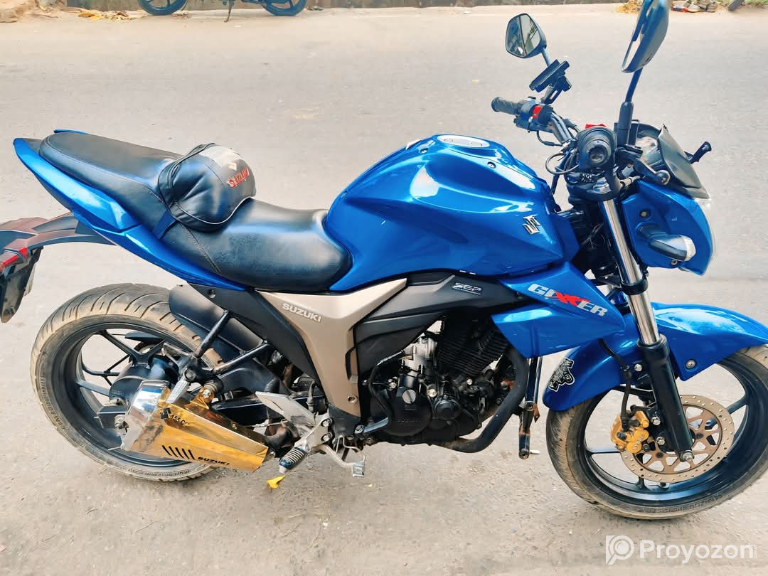 Suzuki Gixr bike sell post