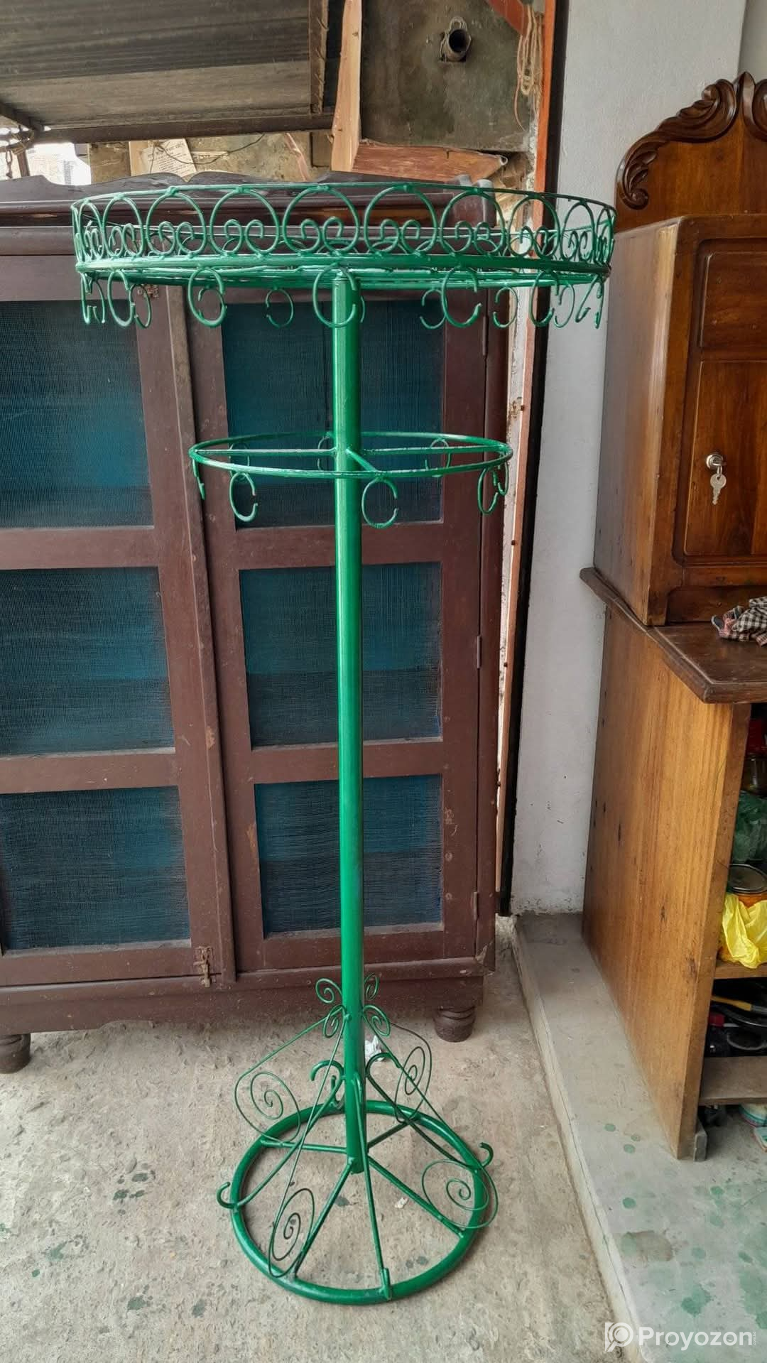 স্টিলের আলনা বিক্রয় করা হবে