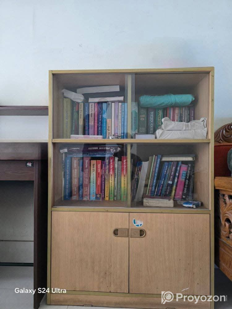 Book selves for sell post