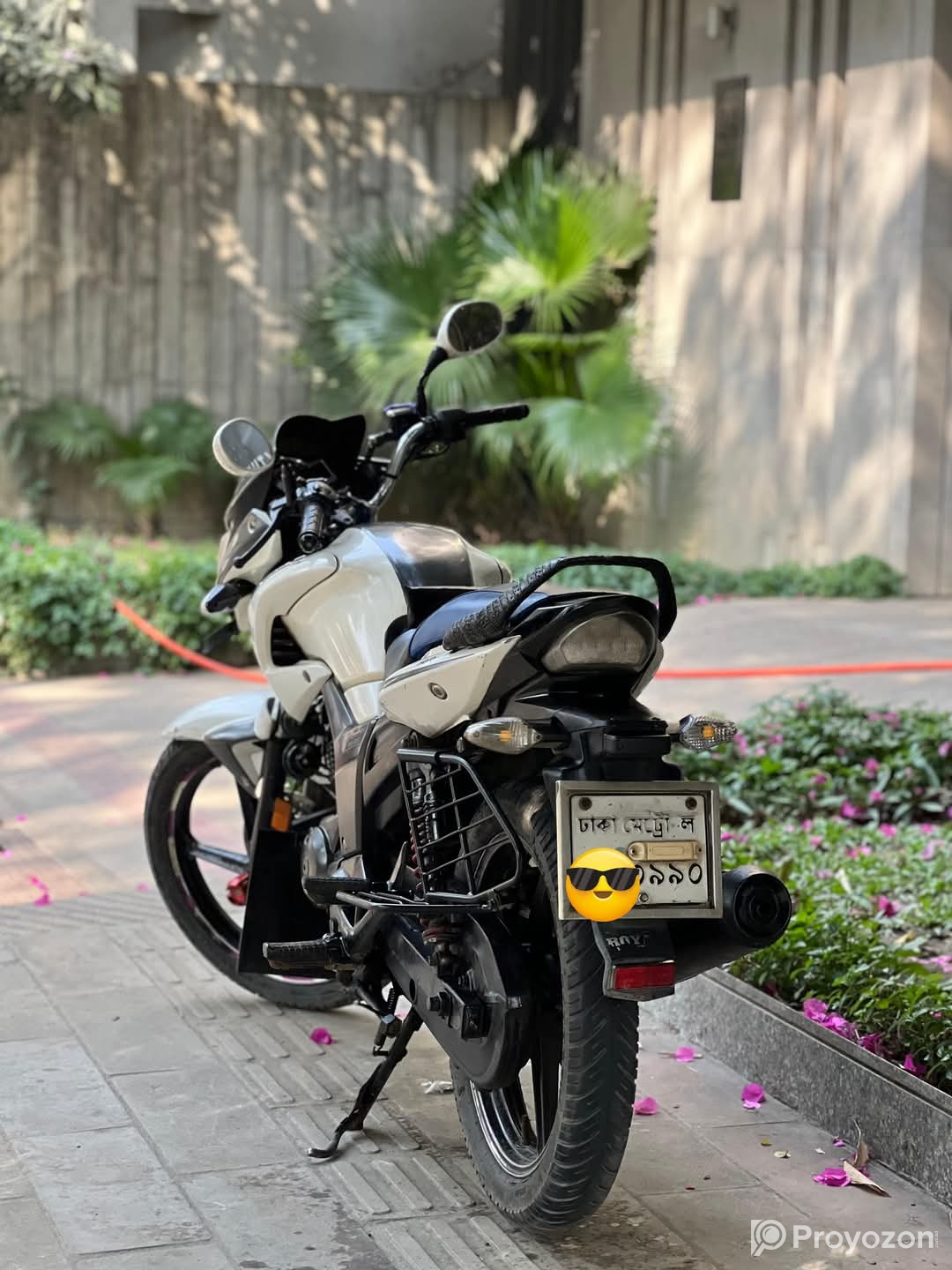 Hero Hunk bike for sell