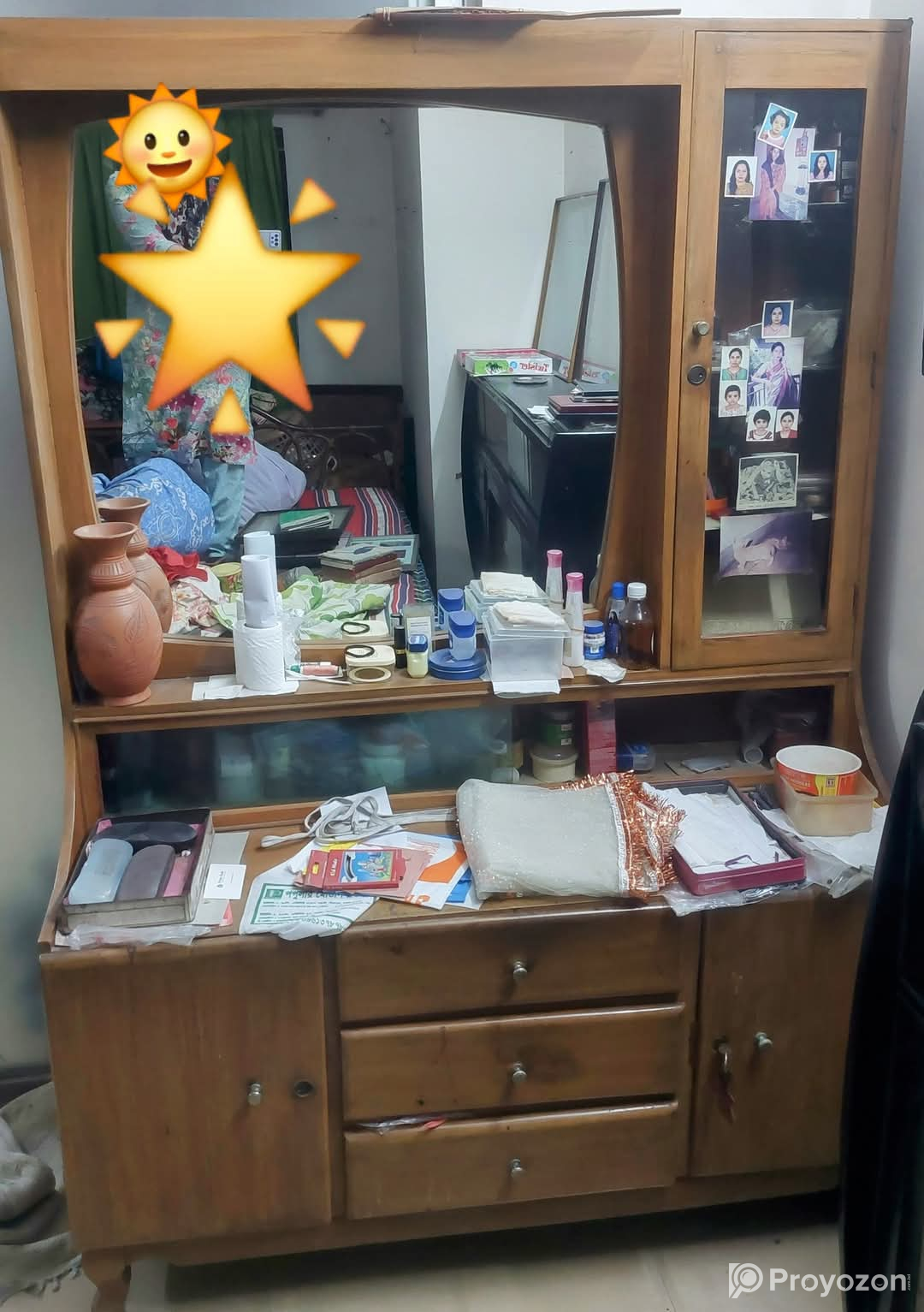 সেগুন কাঠের ড্রেসিং টেবিল বিক্রয় হবে।