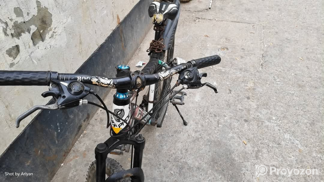 ফনিক্স সাইকেলটা বিক্রি করা হবে