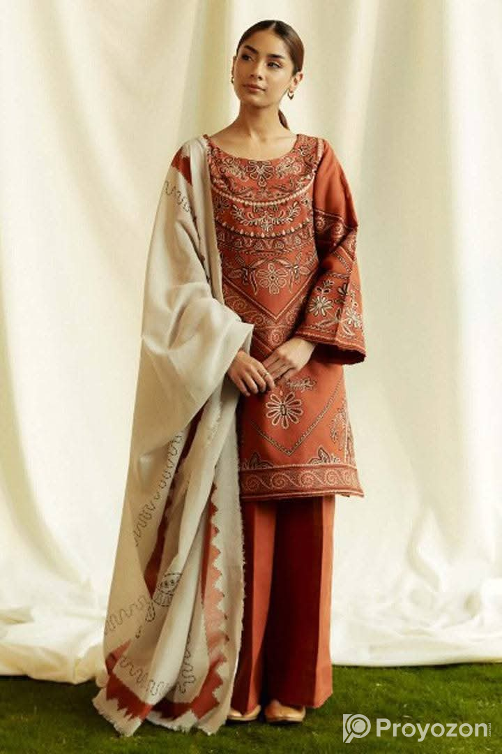 Varngana Kurtis zorjet three pich
