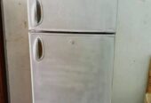 LG 11 সেপ্টি রানিং ফ্রিজ বিক্রয় করা হয়