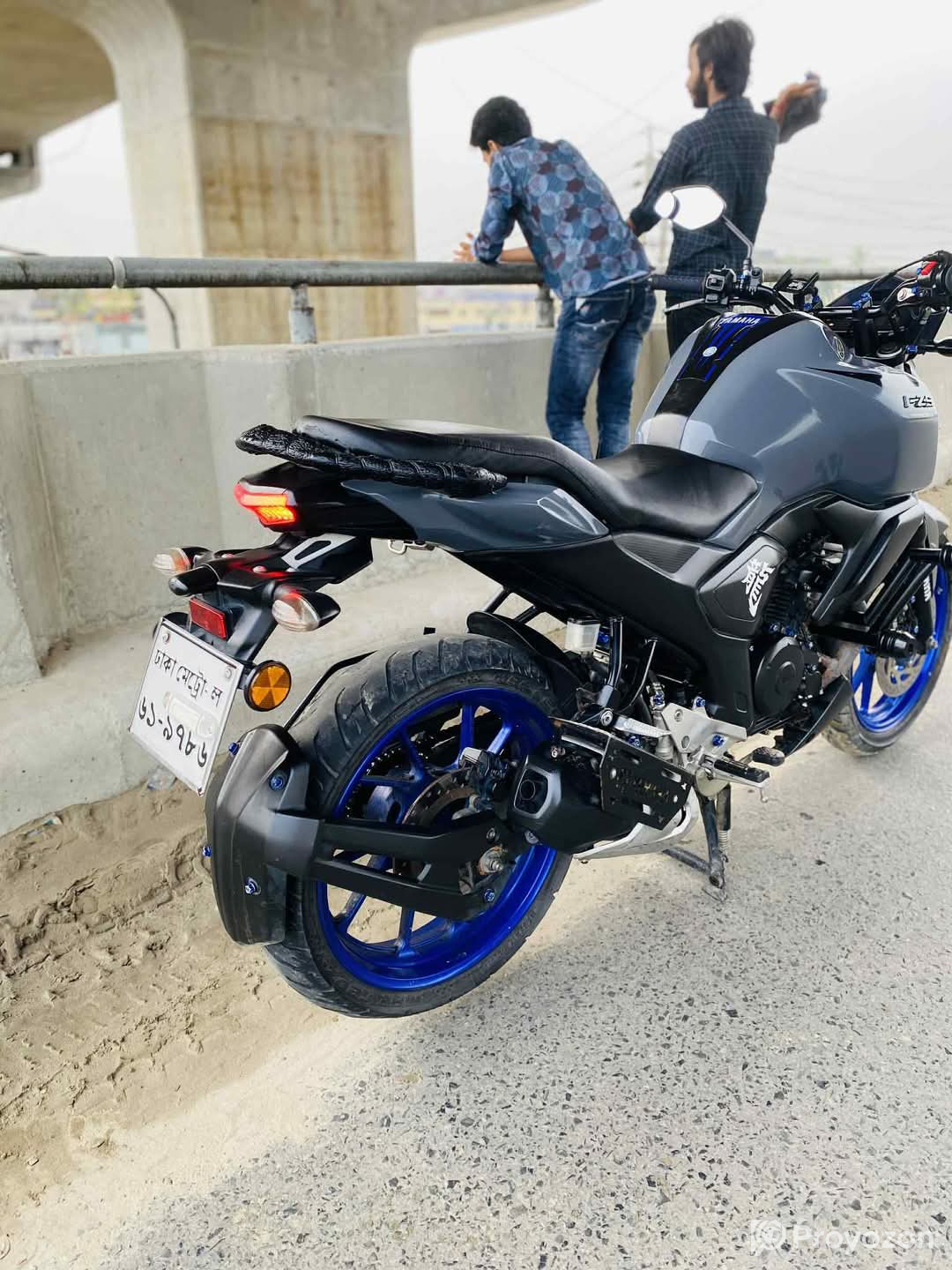 YAMAHA FZS V3 DELUXE FI ABS SUPER FRESH CONDITION