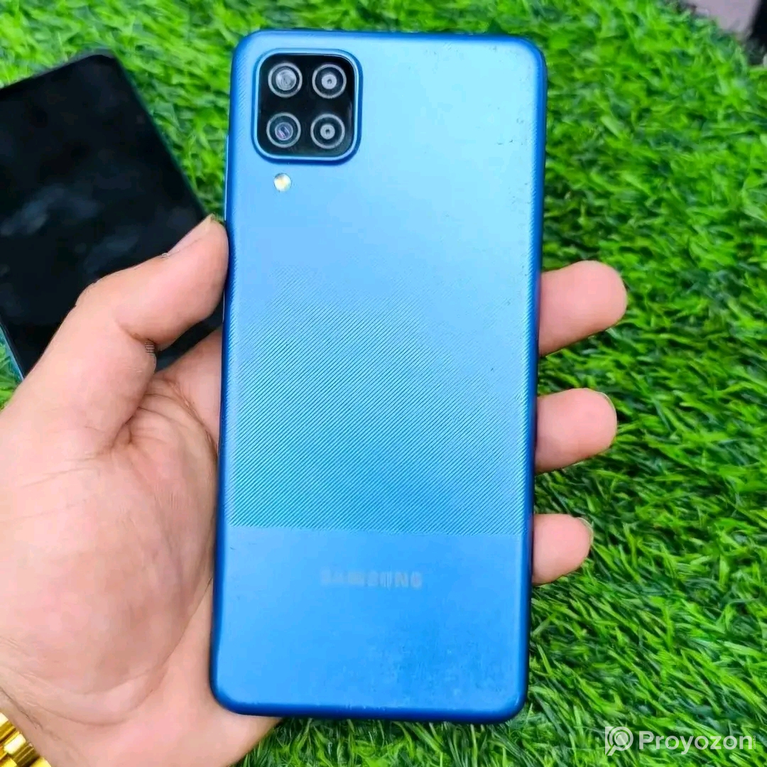 Samsung galaxy A12