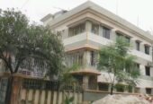 বাসা ভাড়া দেওয়া হবে।