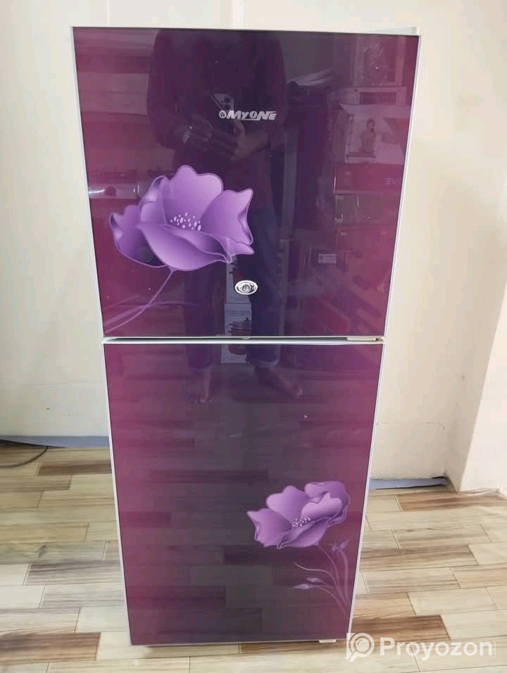 ১২৫ লিটারের রানিং ইউজ ফ্রিজ বিক্রি করা হবে।