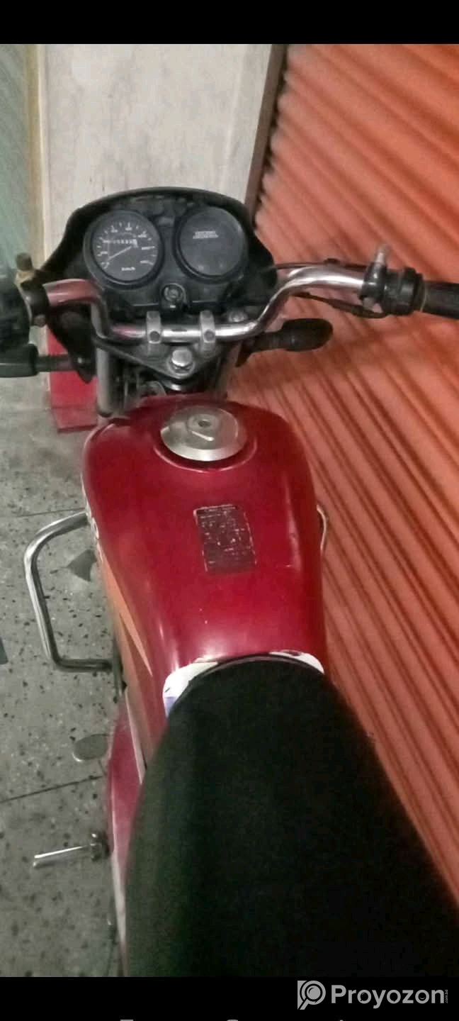 একটি মোটরসাইকেল বিক্রি করা হবে।