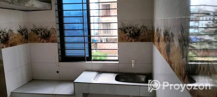 বাড়ি ভাড়া দেওয়া হবে।