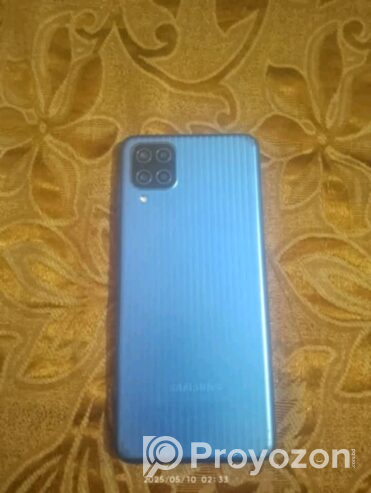 Samsung M12 4/64 gb
