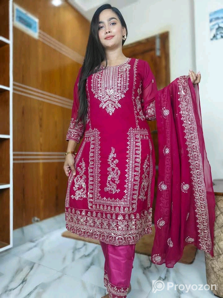 থ্রি পিস বিক্রি করা হবে।
