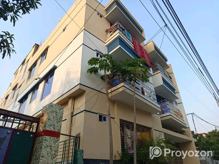 ফ্ল্যাট বিক্রি করা হবে।