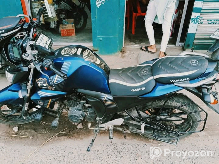 একটি মোটরসাইকেল বিক্রি করা হবে।