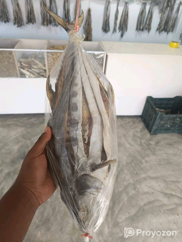 শুঁটকি মাছ অর্ডার নেওয়া হয়।