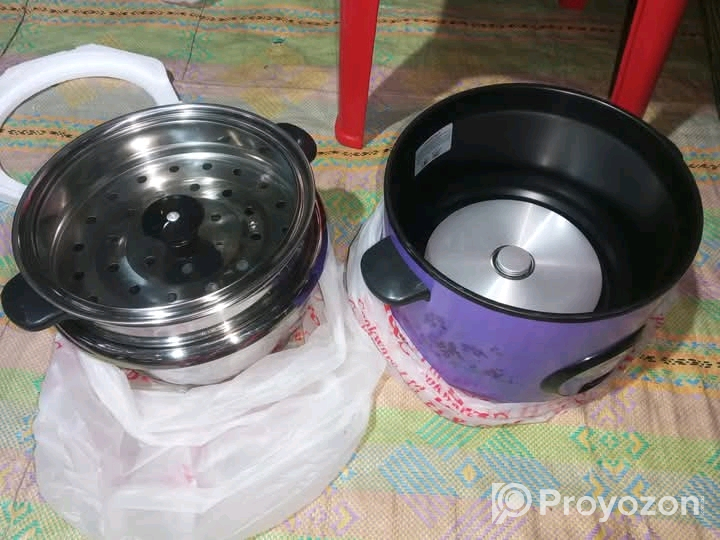 একটি রাইস কুকার বিক্রি করা হবে।