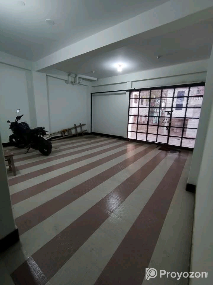 রুমের একটি ফ্ল্যাট ভাড়া দেওয়া হবে।