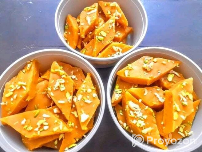 সুস্বাদু বুটের হালুয়া অর্ডার নেওয়া হচ্ছে।