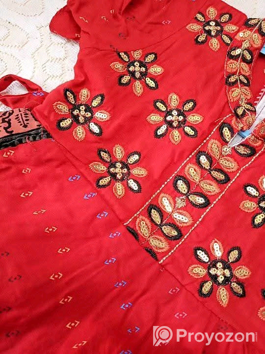 বেবি ড্রেস বিক্রি করা হবে।