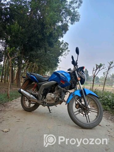 একটি মোটরসাইকেল বিক্রি করা হবে।