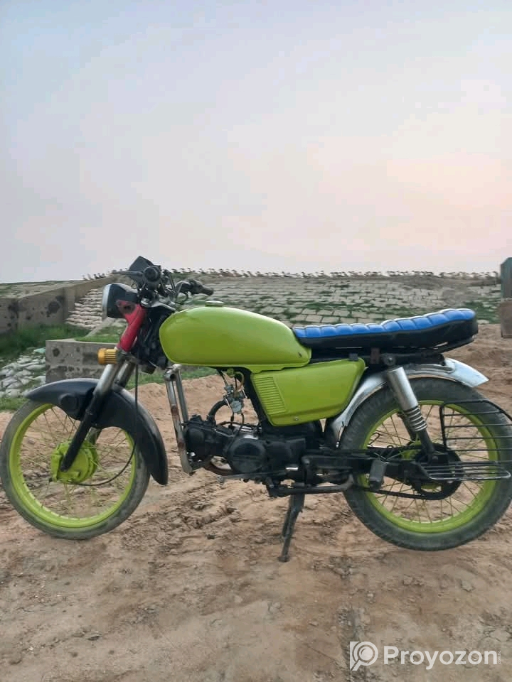 মোটরসাইকেল বিক্রি করা হবে।