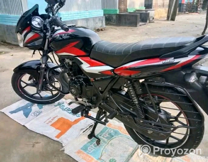 Bajaj Discover 125 cc CBS