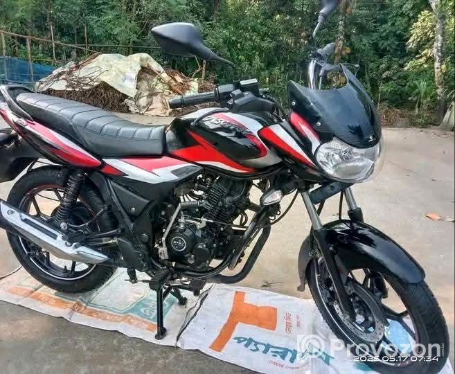 Bajaj Discover 125 cc CBS