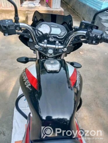 Bajaj Discover 125 cc CBS