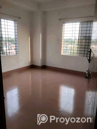 বাড়ি ভাড়া দেওয়া হবে।