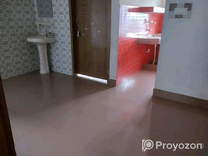 বাড়ি ভাড়া দেওয়া হবে।