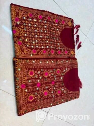 কারচুপি বুটিক্স থ্রি পিস বিক্রি করা হবে।