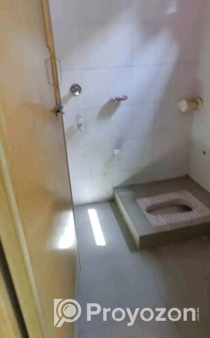 এক রুমের ফ্ল্যাট ভাড়া দেওয়া হবে।